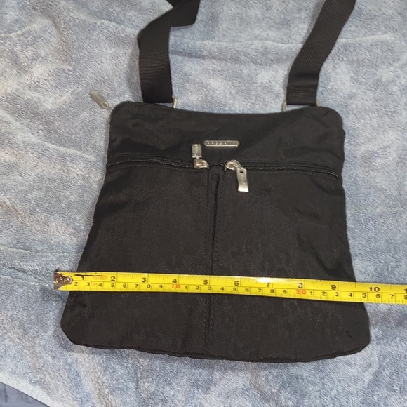 Like new Baggallini Leopard Print Crossbody bag - Picture 6 of 10